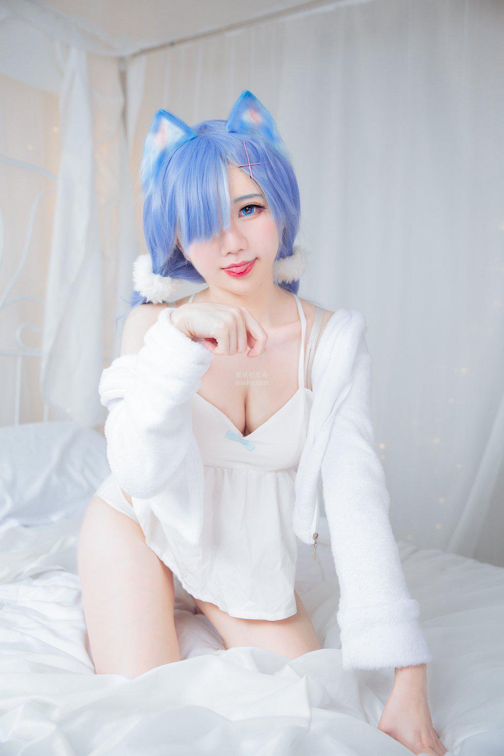 Sally Dorasnow Coser@32 Kitty White 49P C Rem 15ҳ