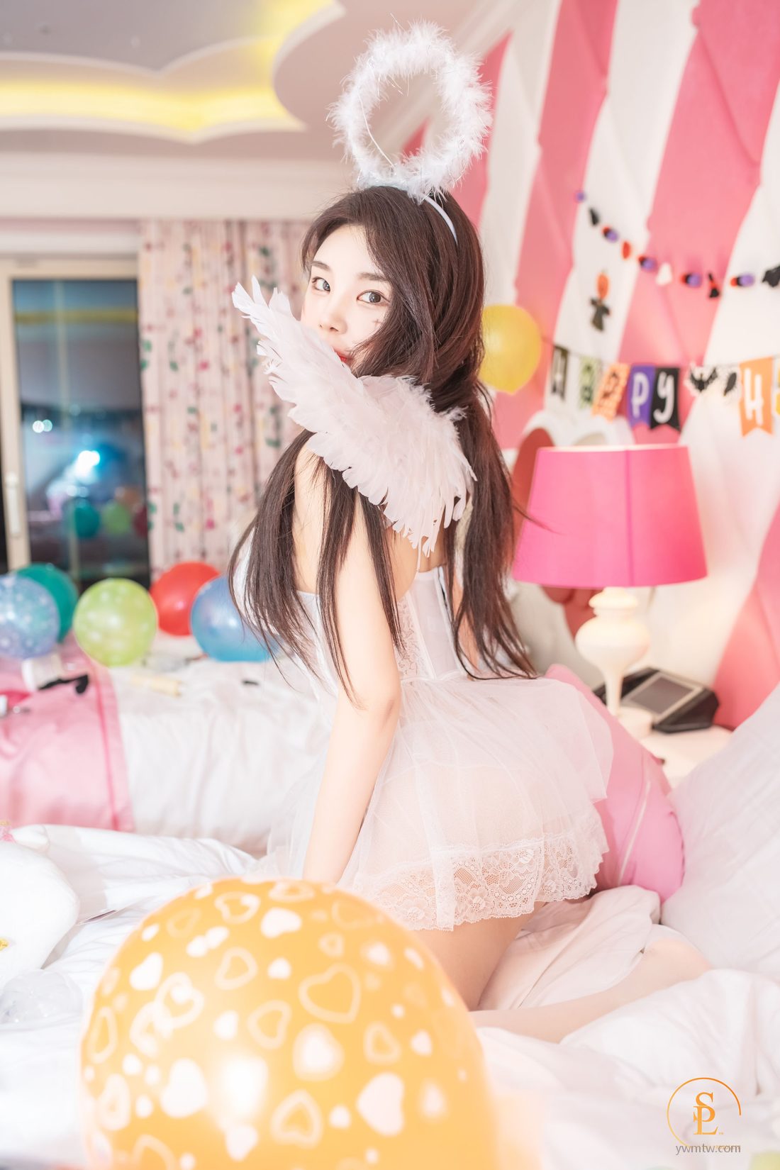 Vol.16 [ϺsaintPhotoLifeд] 㼯ͼ Zzyuri Pink Halloween P.4